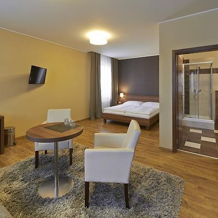 Penzion Club Skalica Luaran gambar